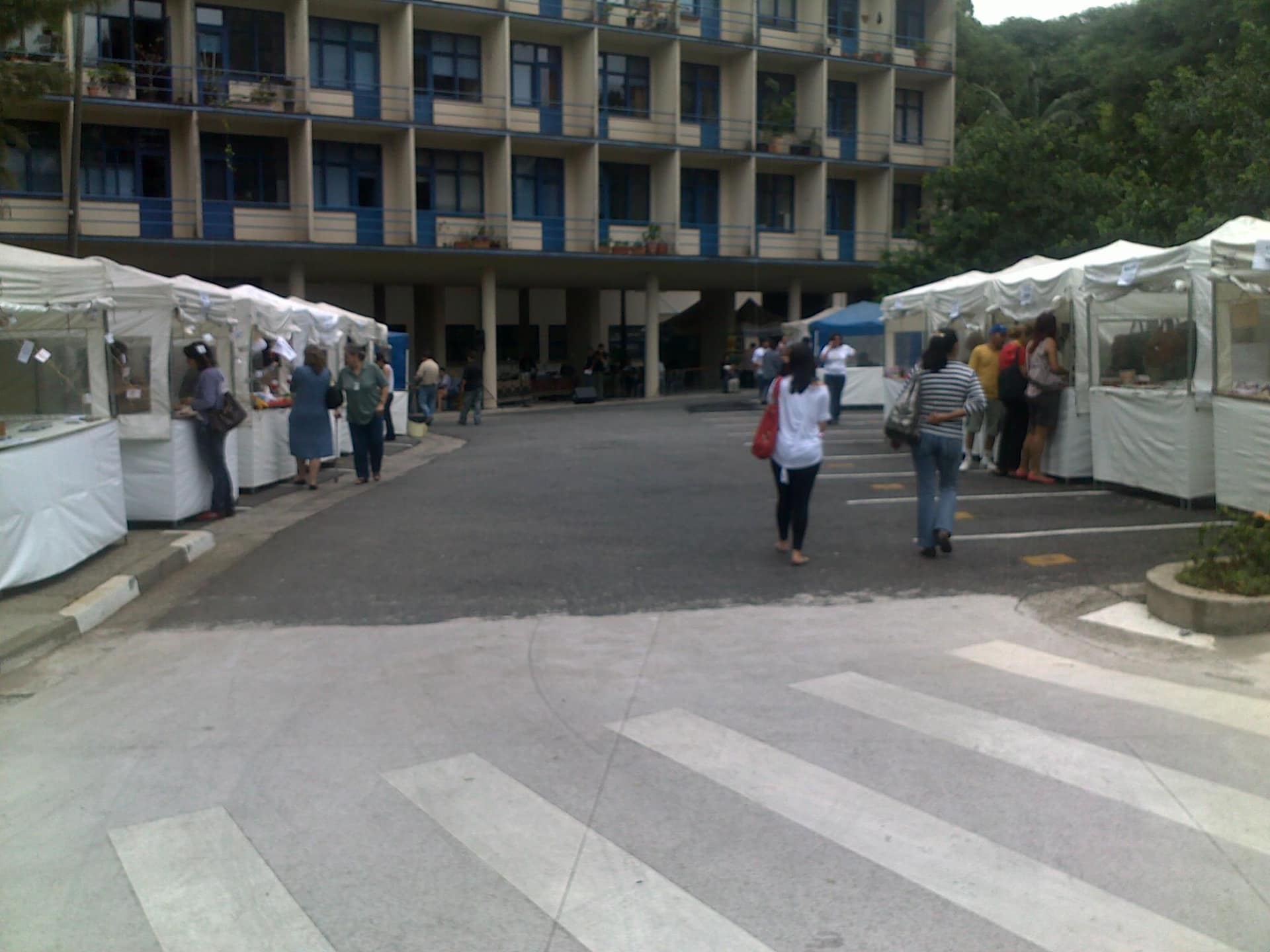 IV Feira de Saúde Mental e Economia Solidária. Realização: Instituto Marista SENAES - MTE Parceira: FBES Executora: Rede de Saúde Mental Apoio: Conselho Regional de Psicologia, EEUSP, Ivoz, NEATES-SP e Associação Vida em Ação. Cobertura Colaborativa: Rede Ivoz Local: Escola de Enfermagem da USP 18.12.2010
