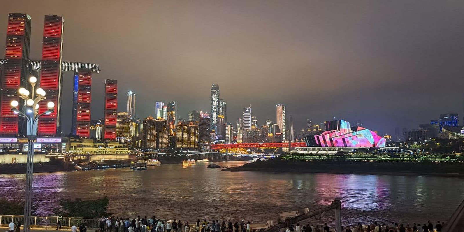 China, 18/09/2026 - Município de Chongqing, metrópole de 32 milhões de habitantes na China. Foto: Lucas Pordeus León/Agência Brasil
