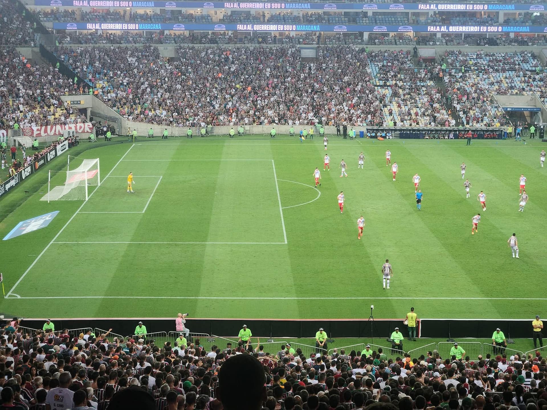 Fluminense versus Cerro Porteño (PAR) pela Copa Libertadores da América de 2024.